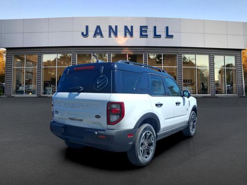 New 2026 Ford Bronco Sport Outer Banks AWD/4WD image 3