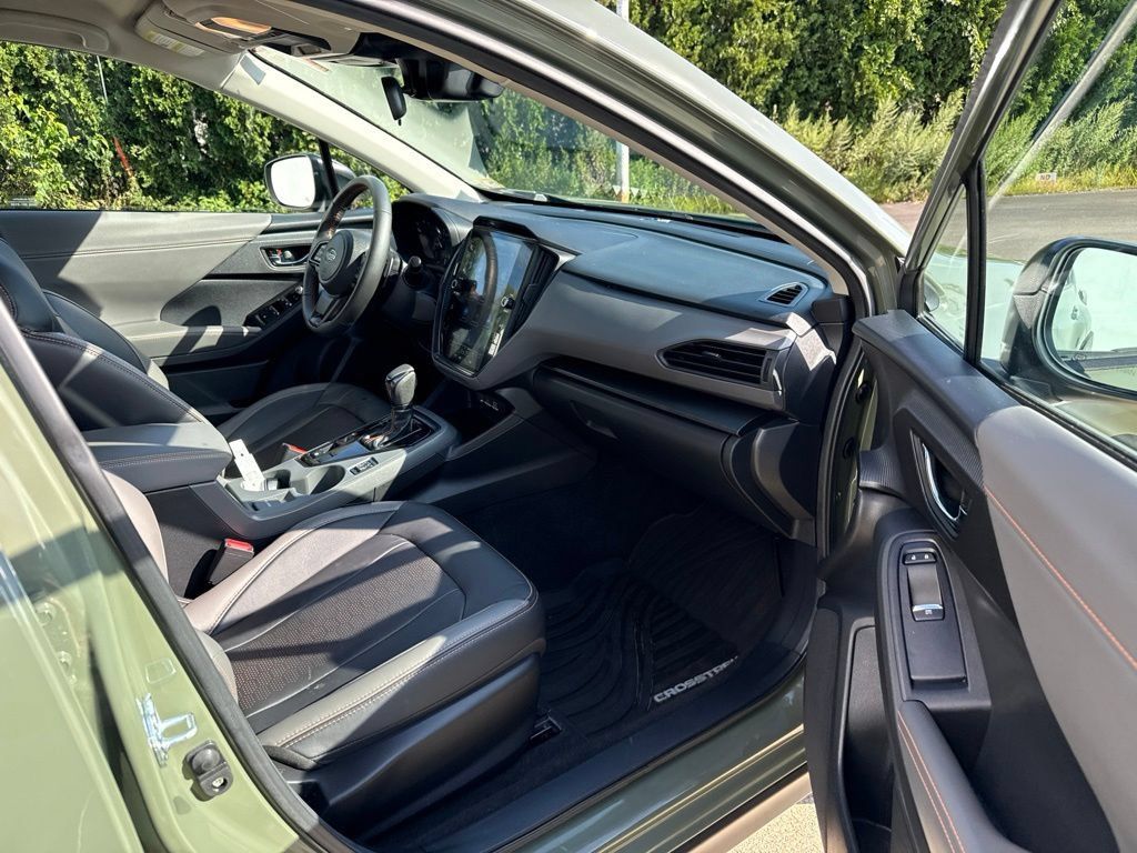 Certified 2025 Subaru Crosstrek 2.5i Limited AWD/4WD image 18