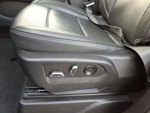 Used 2022 GMC Yukon Denali w/ Max Trailering Package image 14