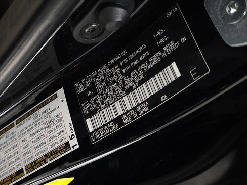 Used 2017 Lexus GX 460 image 31