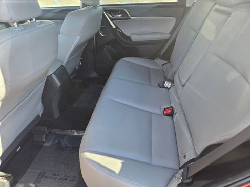 Used 2016 Subaru Forester 2.5i Limited image 15