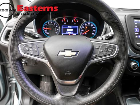 Used 2022 Chevrolet Equinox LT FWD image 10