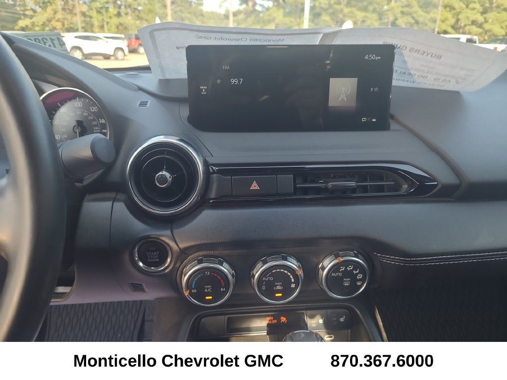 Used 2024 MAZDA MX-5 Miata Grand Touring RWD image 22
