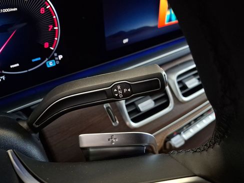 New 2026 Mercedes-Benz GLE 450 4MATIC image 11