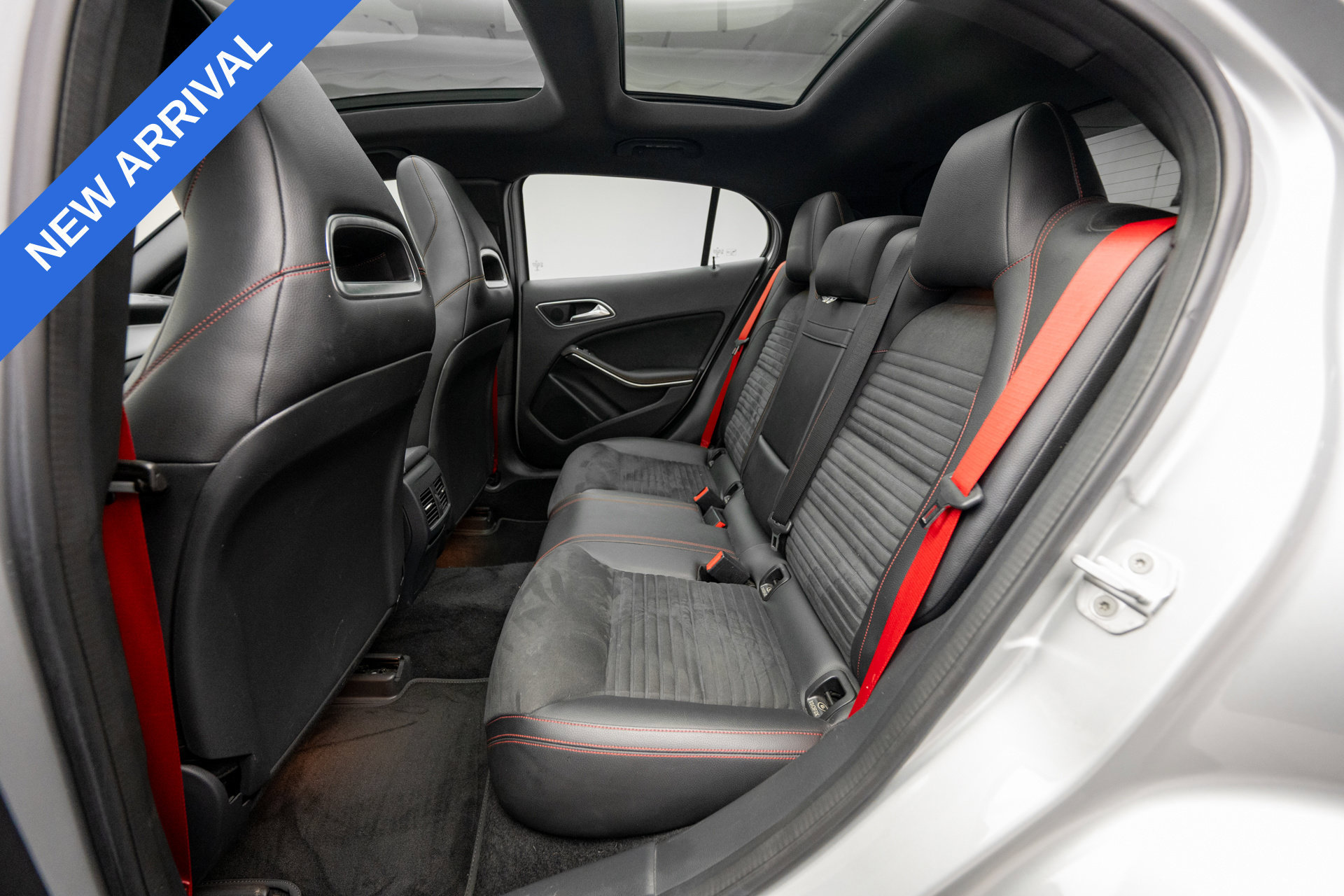 Used 2015 Mercedes-Benz GLA 45 AMG 4MATIC image 18