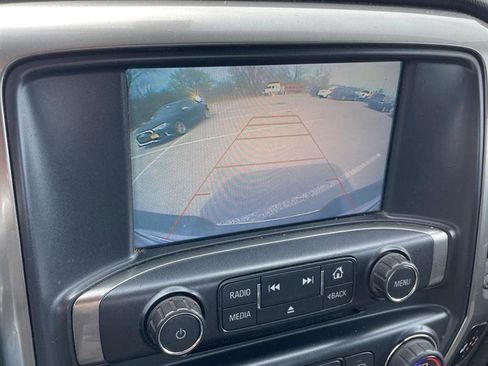 Used 2018 Chevrolet Silverado 1500 LT w/ All Star Edition AWD/4WD image 10