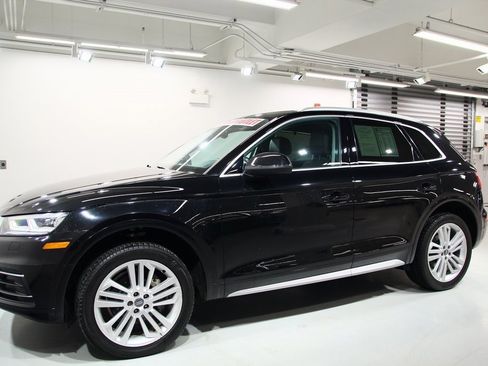 Used 2018 Audi Q5 2.0T Premium Plus w/ Premium Plus Package image 16