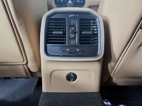 New 2026 Porsche Macan AWD/4WD image 22