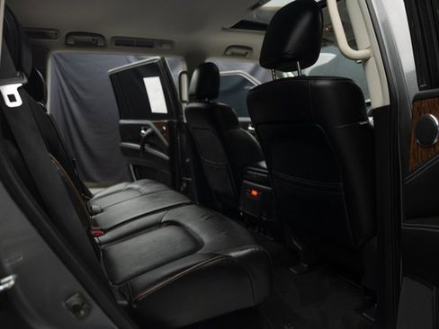 Used 2020 Nissan Armada SL w/ Premium Package image 13