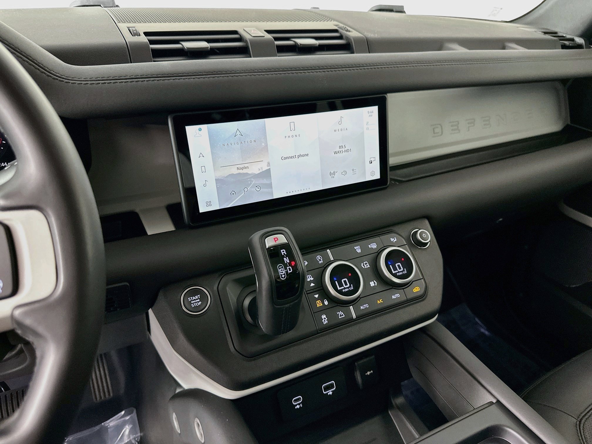 Certified 2024 Land Rover Defender 110 S AWD/4WD image 13