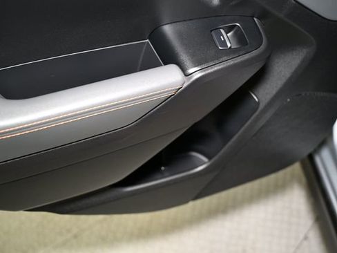 Used 2024 Subaru Crosstrek 2.5i Limited w/ Crosstrek Mirror Package image 49