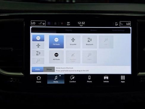 Used 2025 Chrysler Pacifica Select FWD image 36