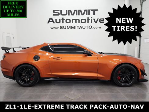 Used 2022 Chevrolet Camaro ZL1 image 1