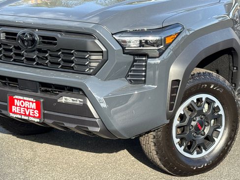 New 2026 Toyota Tacoma TRD Off-Road AWD/4WD image 3