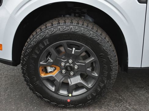 New 2026 Ford Maverick Tremor AWD/4WD image 18