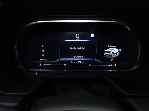 Used 2022 Chevrolet Tahoe Z71 w/ Off-Road Capability Package image 16