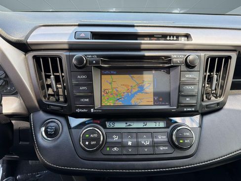 Used 2018 Toyota RAV4 XLE AWD/4WD image 27