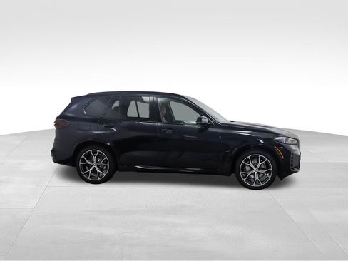 Used 2026 BMW X5 xDrive50e w/ M Sport Package image 6