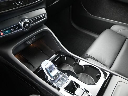 New 2025 Volvo XC40 B5 Plus w/ Climate Package image 14