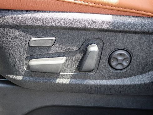 Certified 2025 Kia Telluride SX Prestige X-Line AWD/4WD image 21