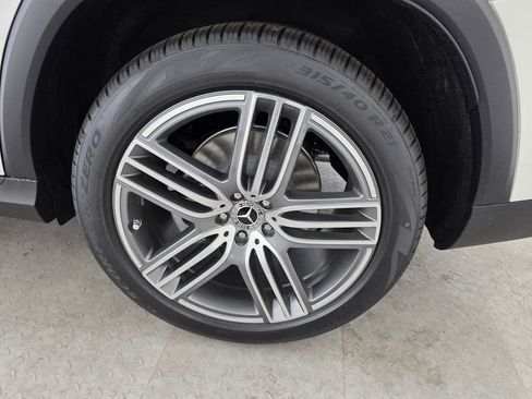 New 2026 Mercedes-Benz GLS 450 4MATIC image 14