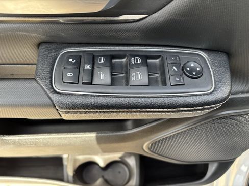 Used 2019 RAM 1500 Sport image 19