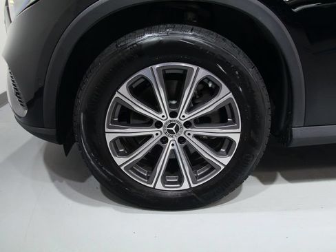 Used 2026 Mercedes-Benz GLC 300 4MATIC image 17