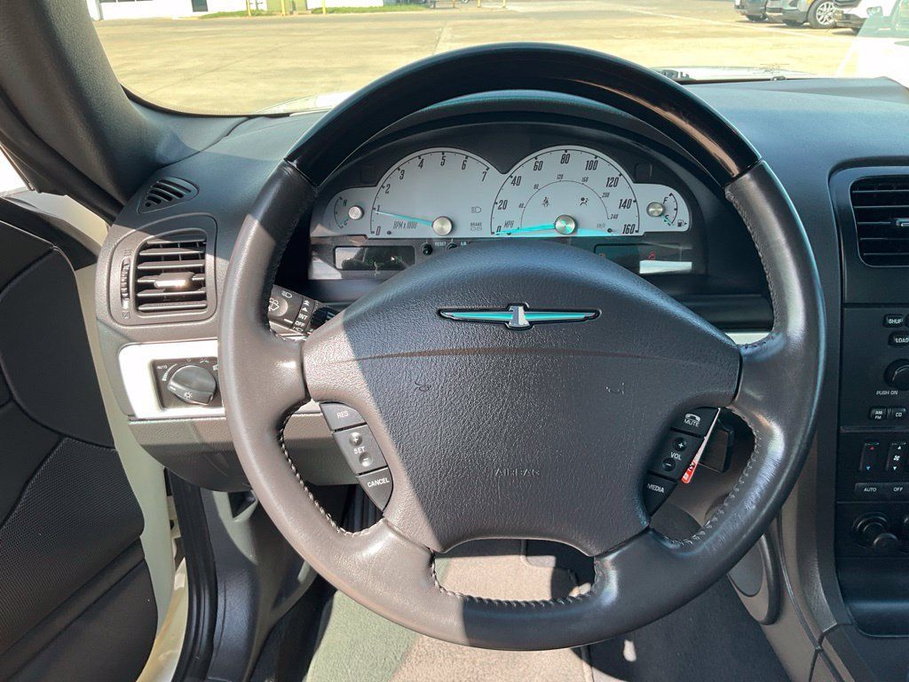 Used 2002 Ford Thunderbird RWD image 9