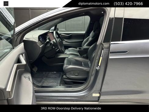Used 2018 Tesla Model X 100D image 17