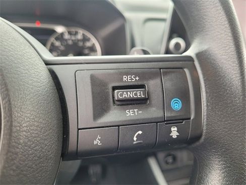 Certified 2024 Nissan Rogue SV image 24