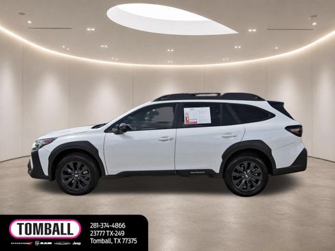 Used 2025 Subaru Outback Onyx Edition AWD/4WD image 4