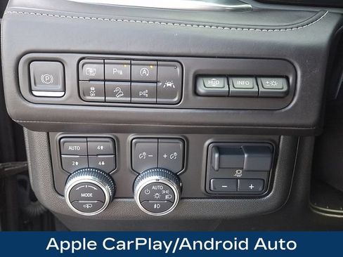 Used 2023 GMC Yukon Denali Ultimate AWD/4WD image 17