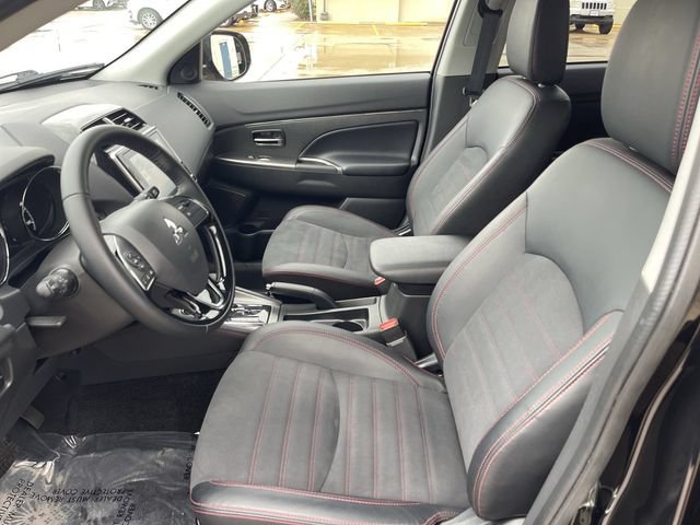 Used 2026 Mitsubishi Outlander Sport SE AWD/4WD image 11