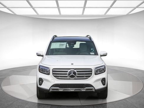 New 2026 Mercedes-Benz GLB 250 4MATIC image 6