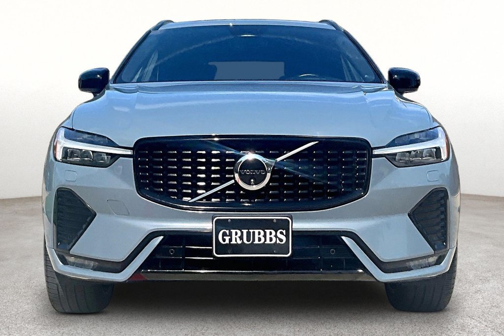Used 2024 Volvo XC60 B5 Ultimate AWD/4WD image 4