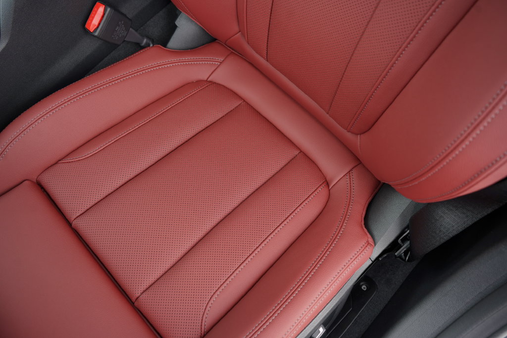 Used 2026 BMW 430i w/ Premium Package RWD image 12