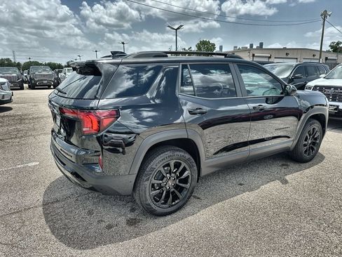 New 2026 GMC Terrain Elevation w/ Elevation Premium Package FWD image 11