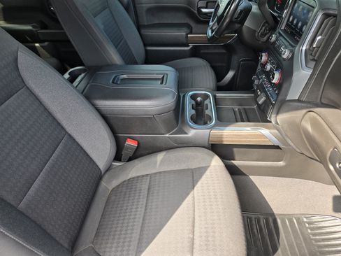 Used 2022 Chevrolet Silverado 2500 LT w/ Convenience Package AWD/4WD image 10