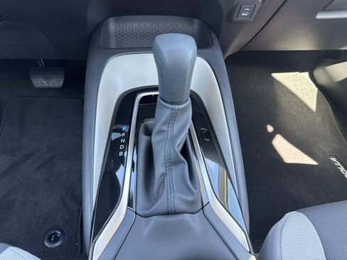 Certified 2025 Toyota Corolla LE w/ Convenience Package image 28