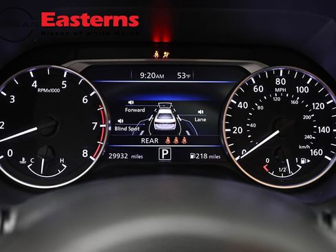 Used 2022 Nissan Sentra SR w/ SR Premium Package FWD image 17