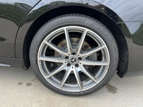 Used 2019 Mercedes-Benz S 560 Sedan image 13