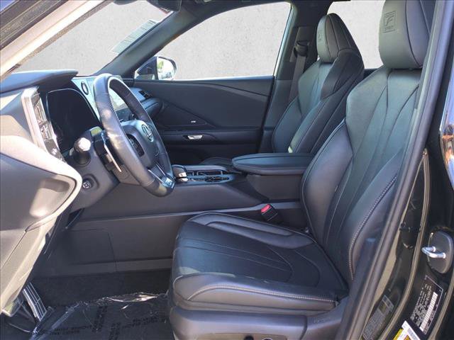 Used 2024 Lexus TX 500h AWD w/ Technology Package image 16