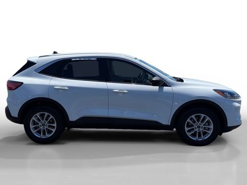 Used 2022 Ford Escape SE AWD/4WD image 6