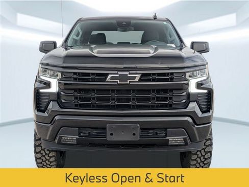 Used 2023 Chevrolet Silverado 1500 RST image 12