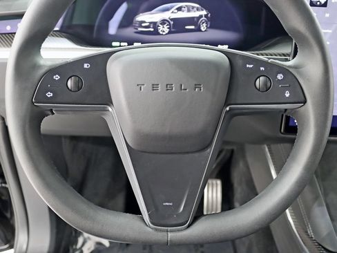 Used 2022 Tesla Model X Plaid AWD/4WD image 16
