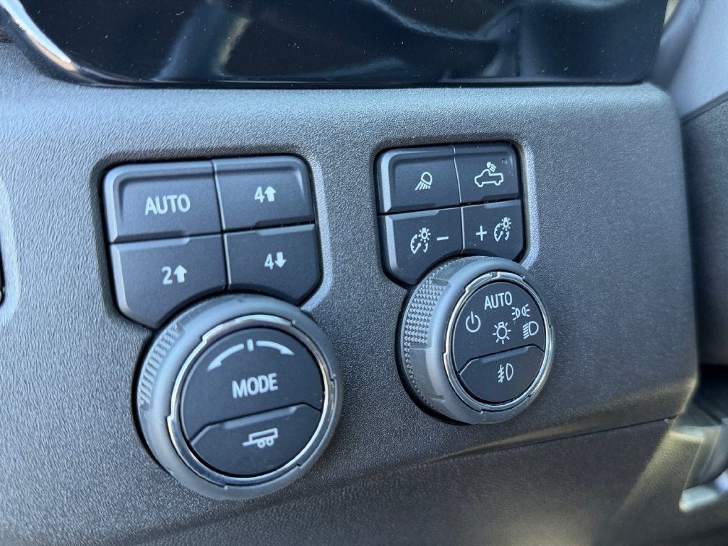 Used 2024 Chevrolet Silverado 2500 LT w/ All Star Edition AWD/4WD image 34