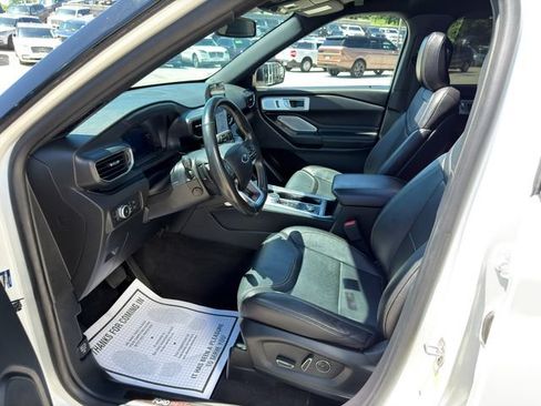 Used 2020 Ford Explorer ST w/ ST Street Pack AWD/4WD image 16