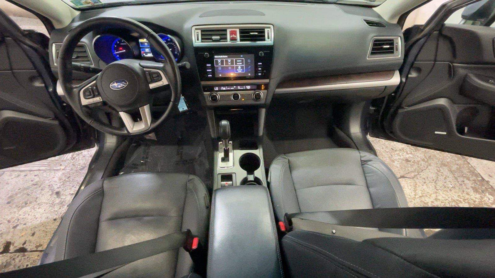 Used 2016 Subaru Outback 3.6R Limited AWD/4WD image 29