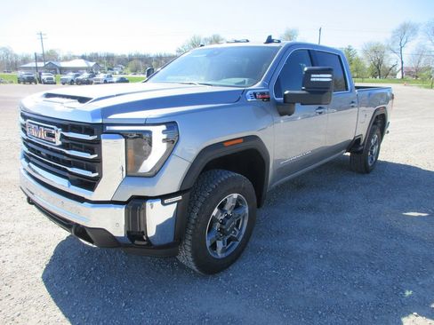 New 2026 GMC Sierra 2500 SLE w/ SLE Value Package; AWD/4WD image 11