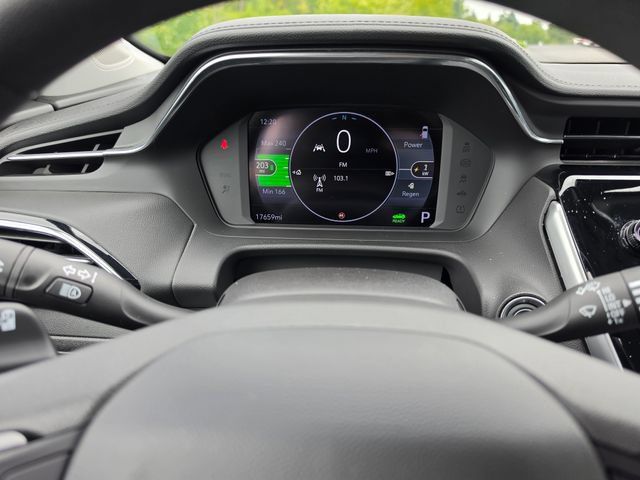 Used 2023 Chevrolet Bolt EUV LT FWD image 29